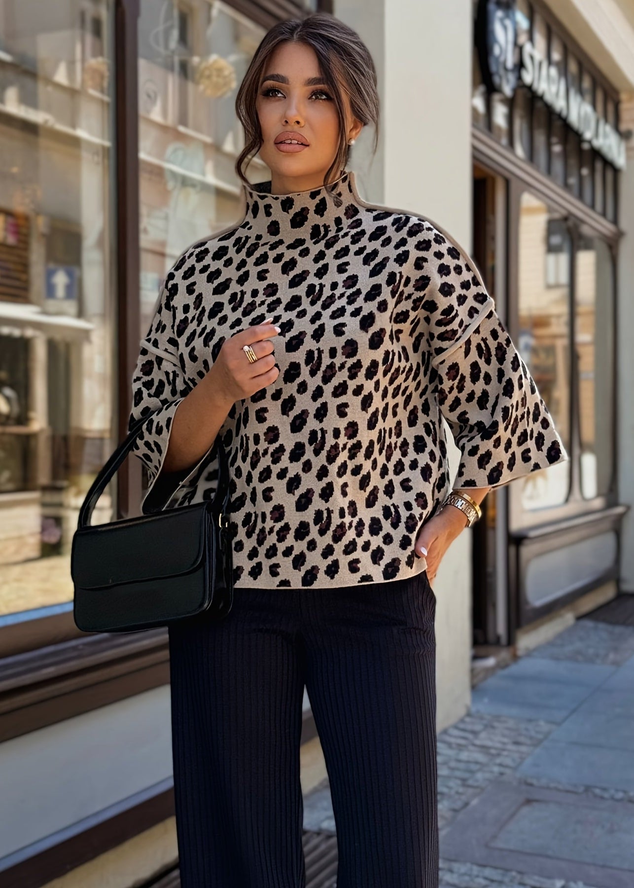 Camisola Animal Print Gola Estruturada