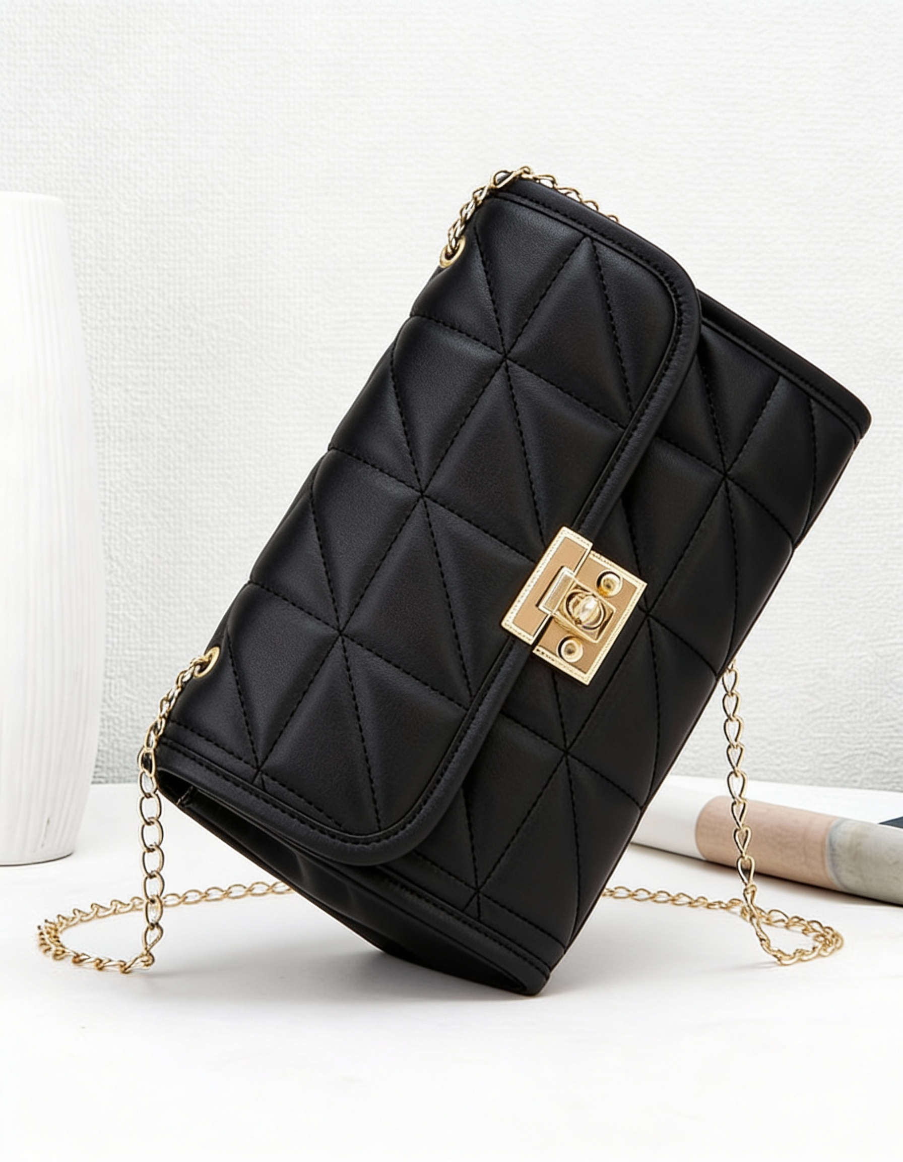 Mala Minimalista Tiracolo Clássica Acolchoada