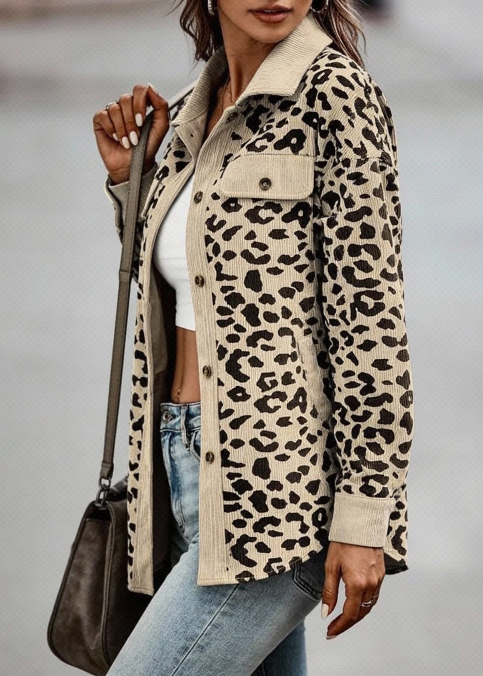 Casaco Camisa Animal Print com Botões